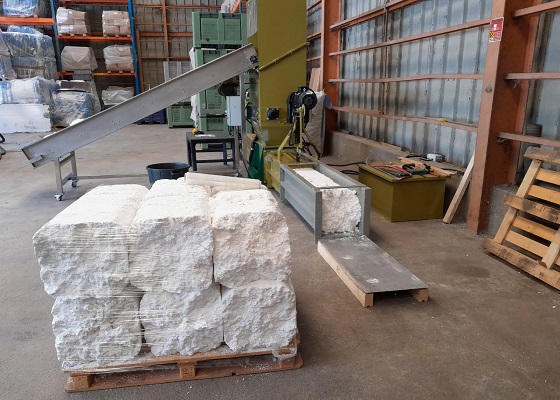 máquina reciclaje de corcho blanco