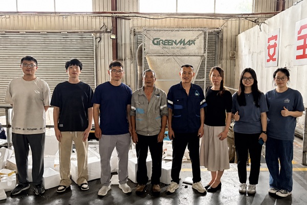 equipo de servicio postventa de GREENMAX