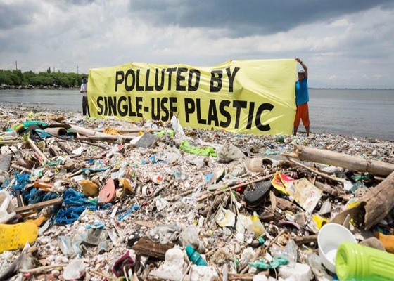 gran cantidad de residuos plásticos