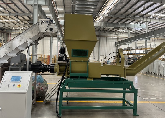 GreenMax compactadora de botellas