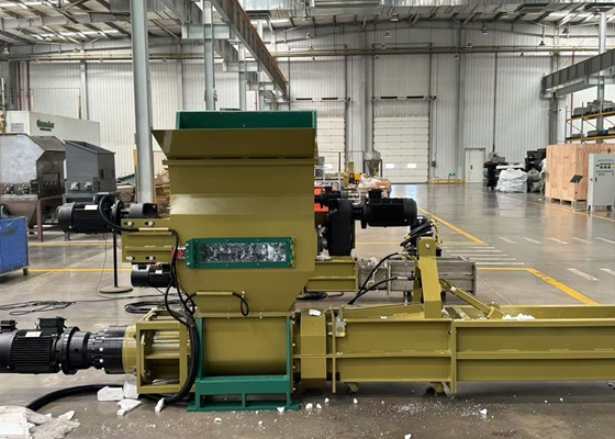 GreenMax compactadora de EPS A-C200