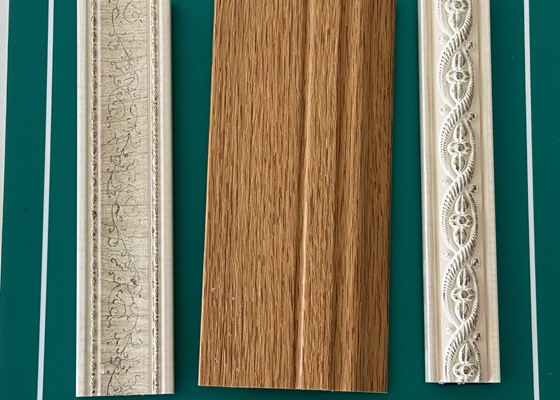 Perfiles de PS reciclado