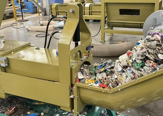 separación de botellas de PET