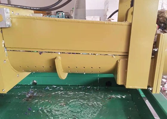 separación de envases con productos lácteos